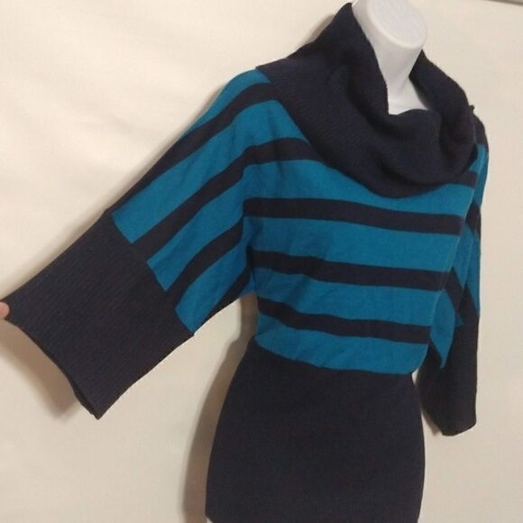 NWT Appraisal Large Dark blue light blue cowl neck - Picture 4 of 5